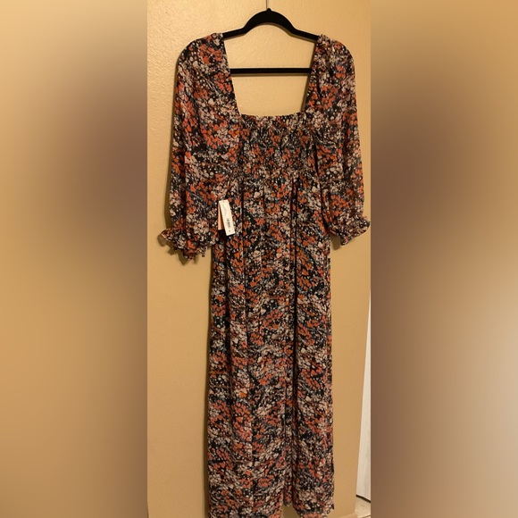 Destination Maternity Floral Dress - Picture 3 of 6